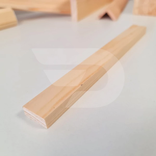10x20x2200 Barkácsléc csomómentes (téglalap)